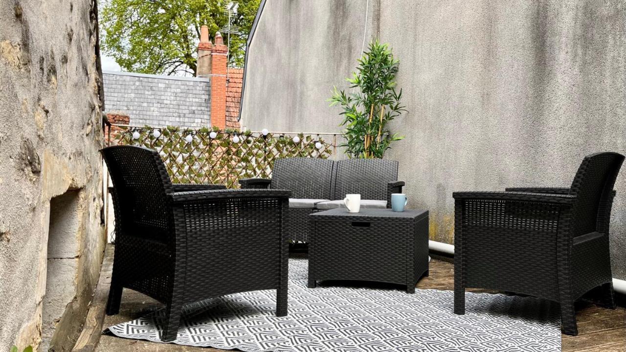 Ferienwohnung L'Artiste En Duplex Nevers Exterior foto